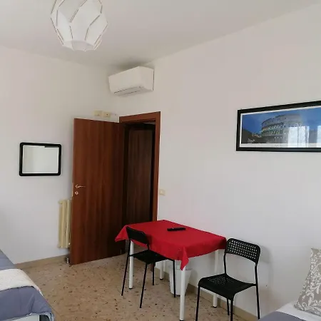 Giuseppe House Апартаменты Пиза